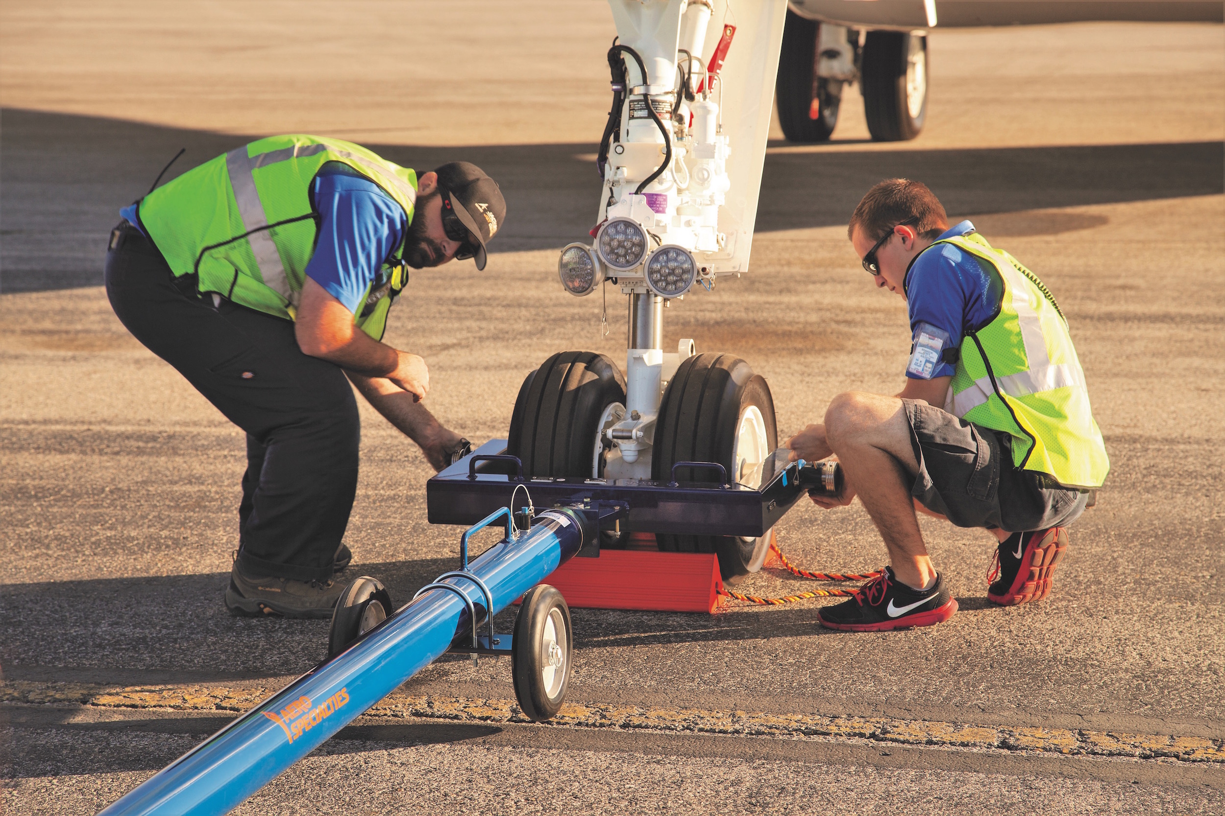 Aircraft Ground Support Equipment AERO Specialties