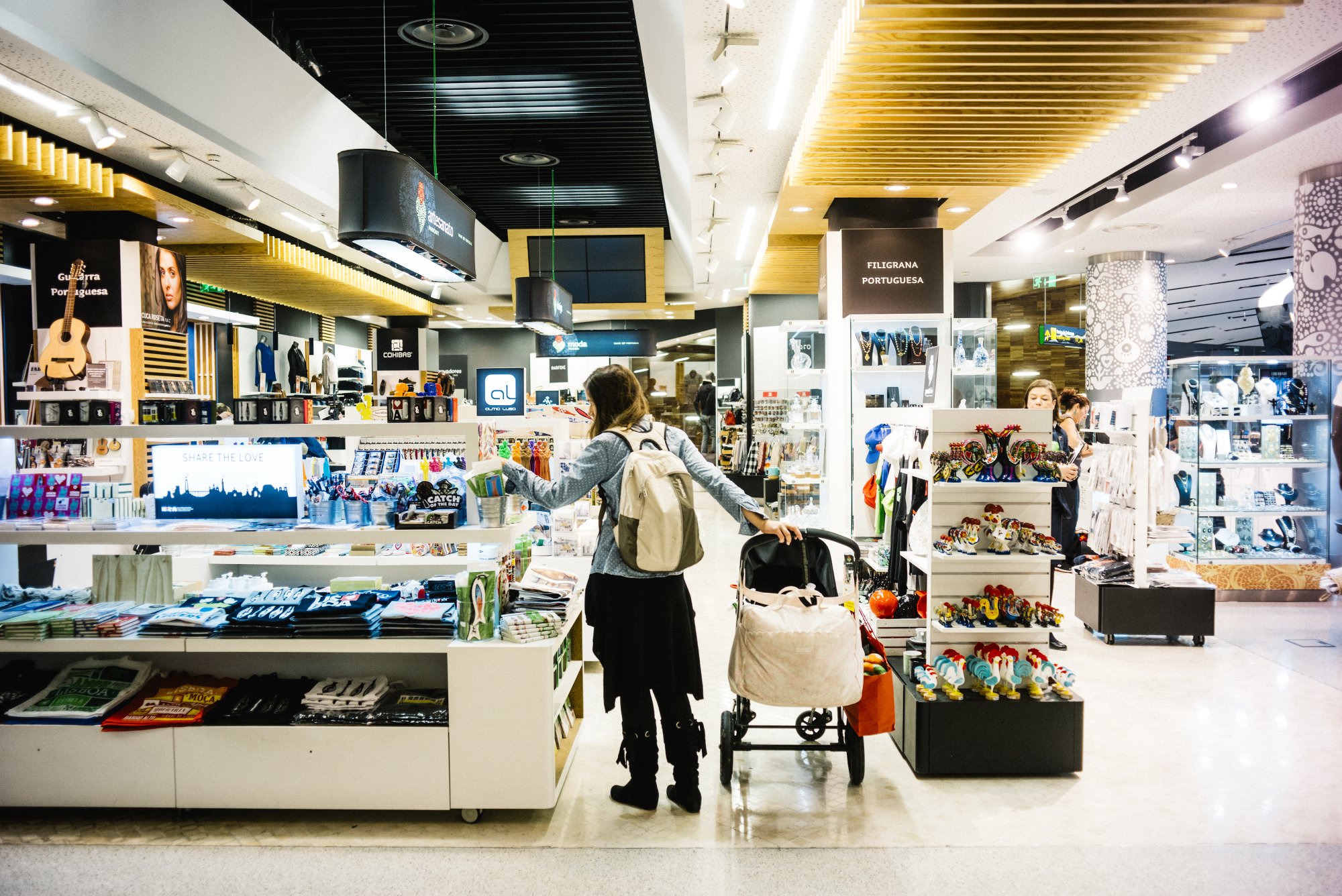 Lisbon Airport 5 Airport Suppliers
