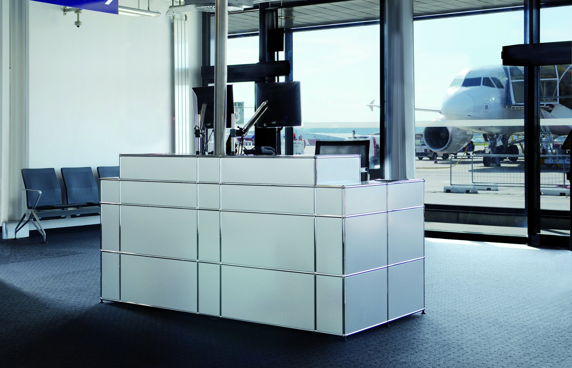 Modular Sustainable Airport Furniture USM Airportsystems AG