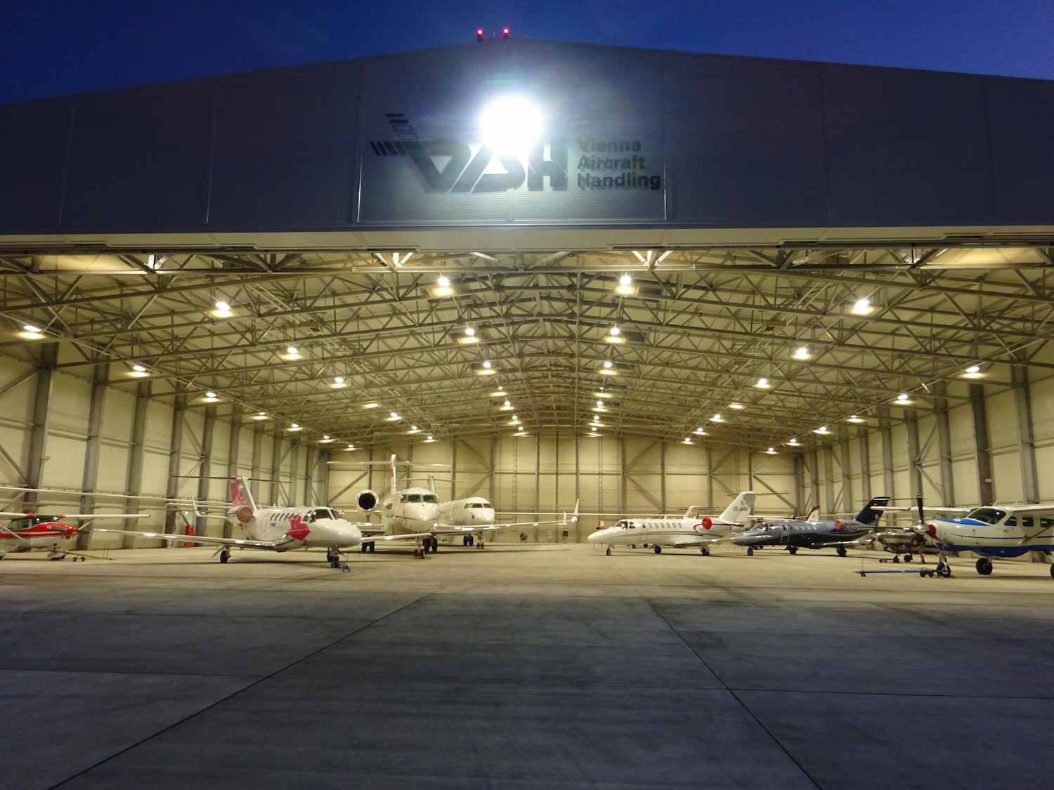 Business Aircraft Storage Hangars Airport Suppliers