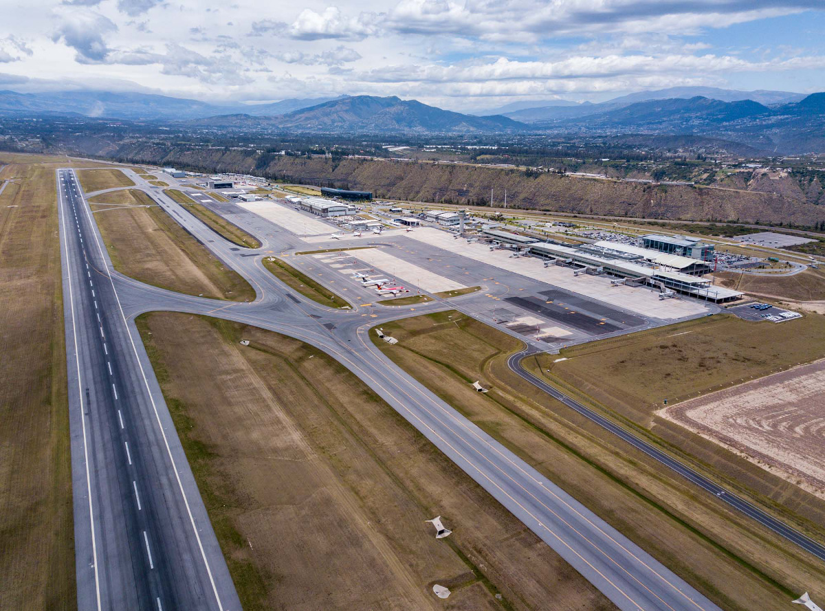 Quiport pistaAIMSquito Airport Suppliers