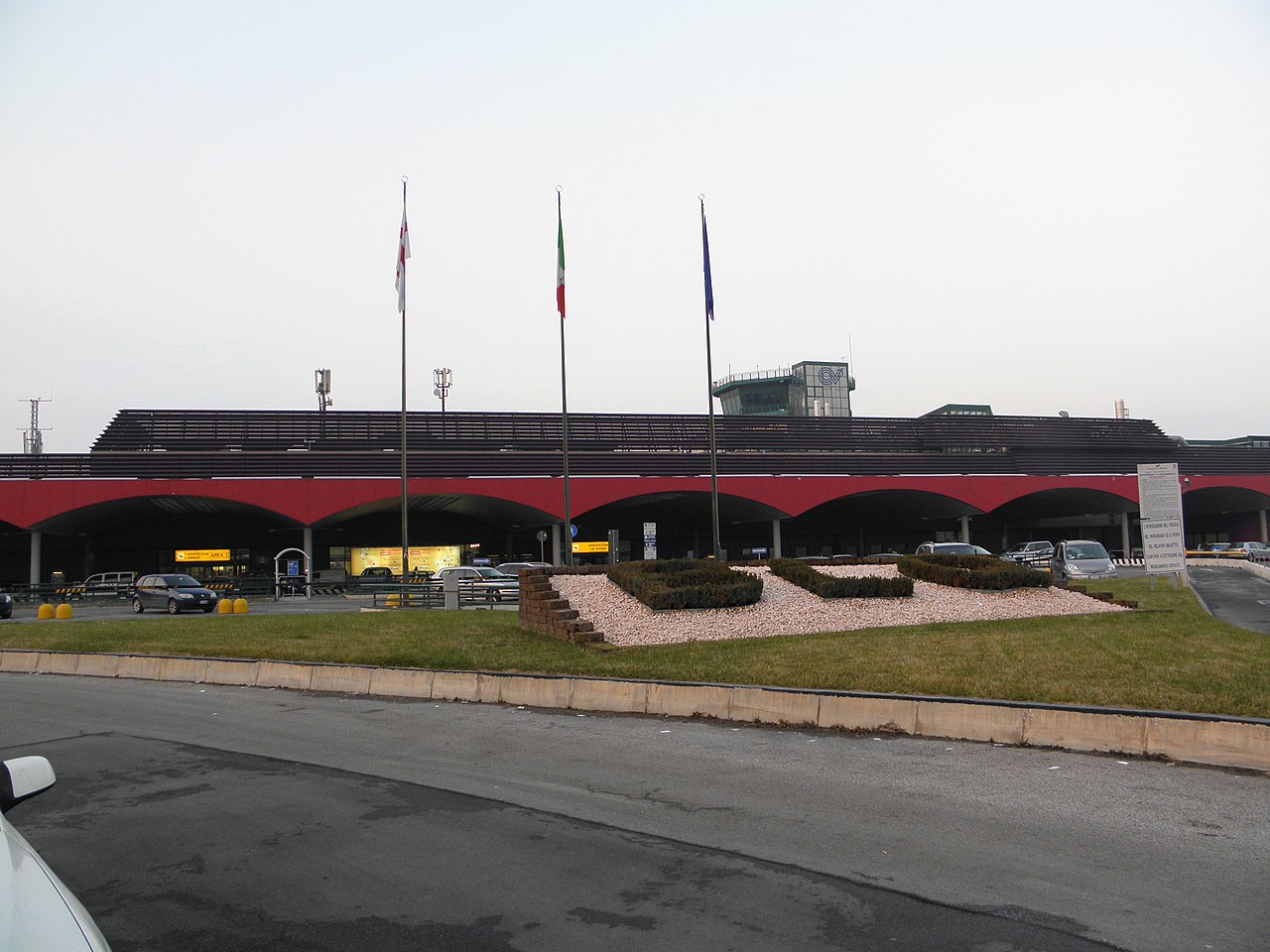 Bologna_Guglielmo_Marconi_Airport_Terminal Airport Suppliers