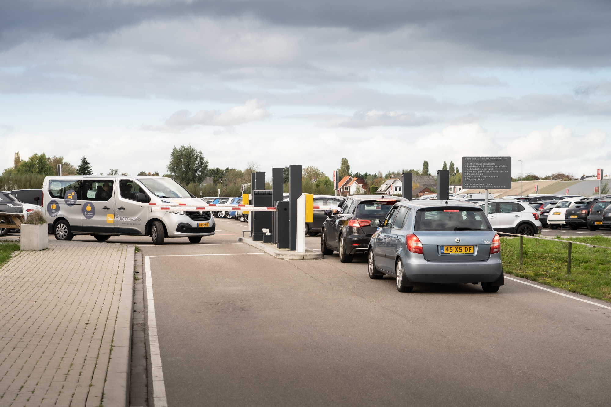 Official Airport Parking - Quick Parking Official and Off Airport Parking