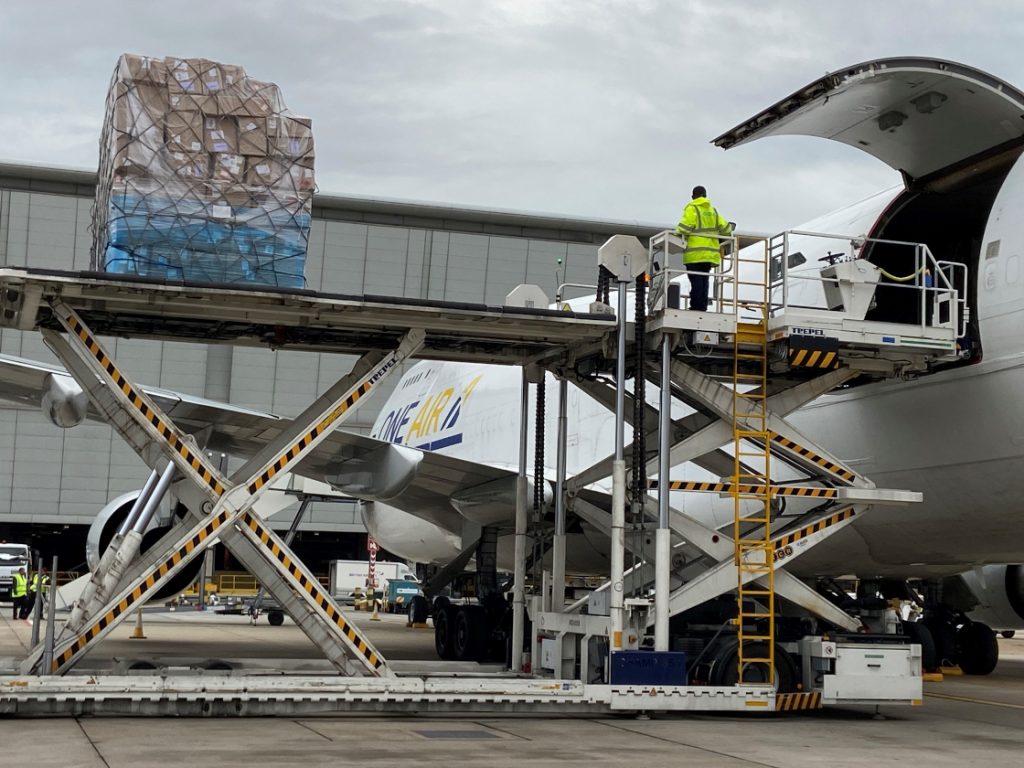 New British Cargo Airline One Air Completes Inaugural Flight and Begins