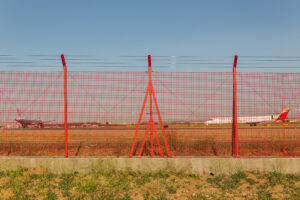 AIRPORT FENCES IN FRP MESH