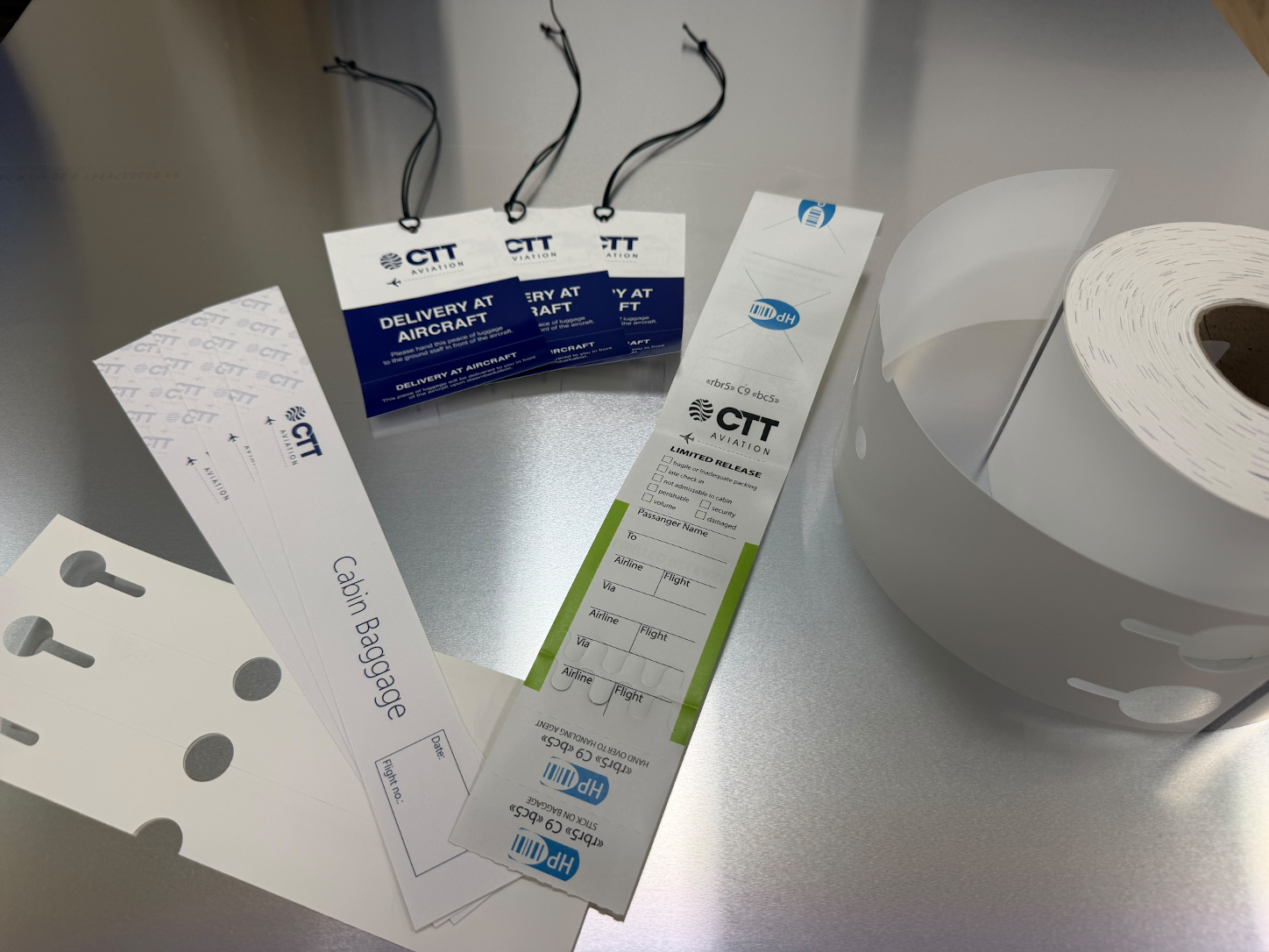 SATO manual baggage tags